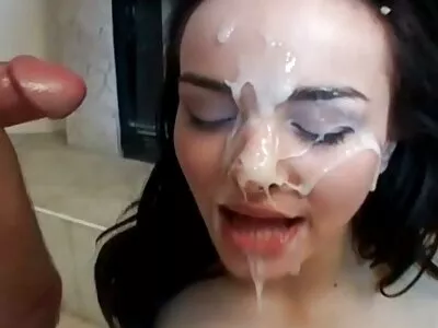 Porno Yıldızları Başka Bir Yurt videosuna baskın düzenledi (Abbey Brooks, Nikki yerli türk porno filmleri Delano, Jamie Valentine)