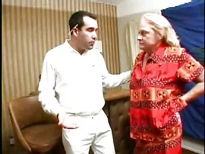 Büyük Popo Ponpon Kız Dick yerli seks filmi videosunda Bölüyor (Sophia Steele)